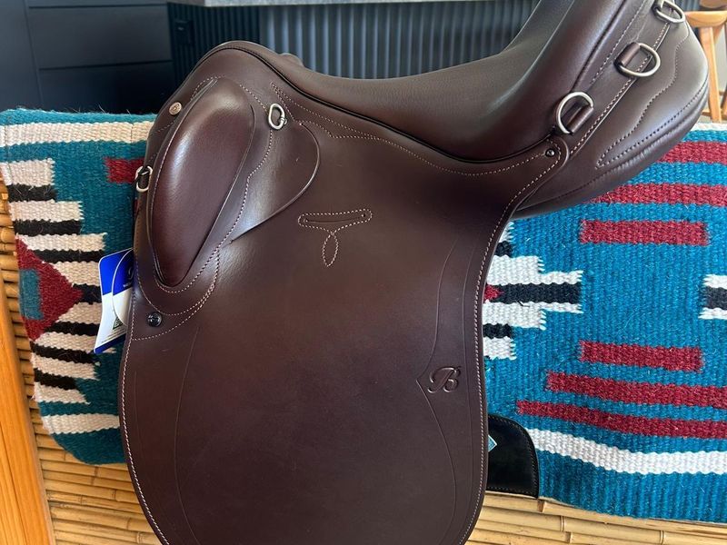 Bates stock saddle - leather, brown, medium