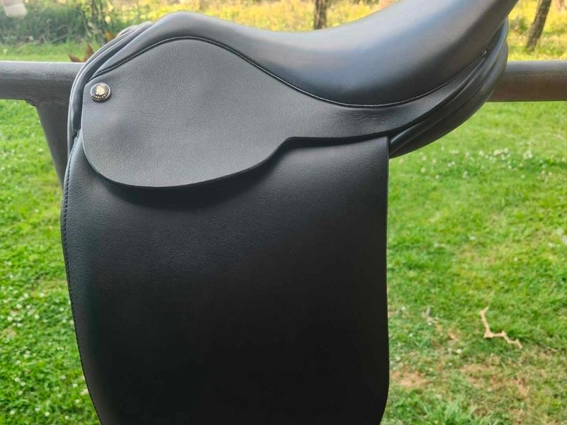 Fylde Haydon Black Saddle 14"
