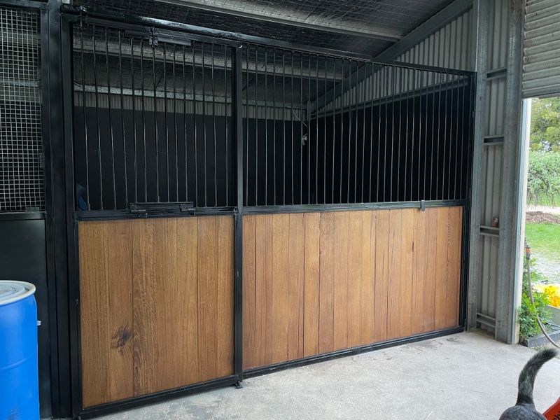 Premium horse stables