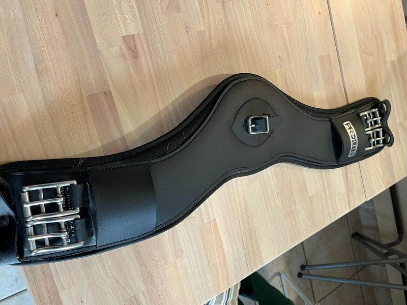 ProLite Short Black Dressage Girth - 65cm