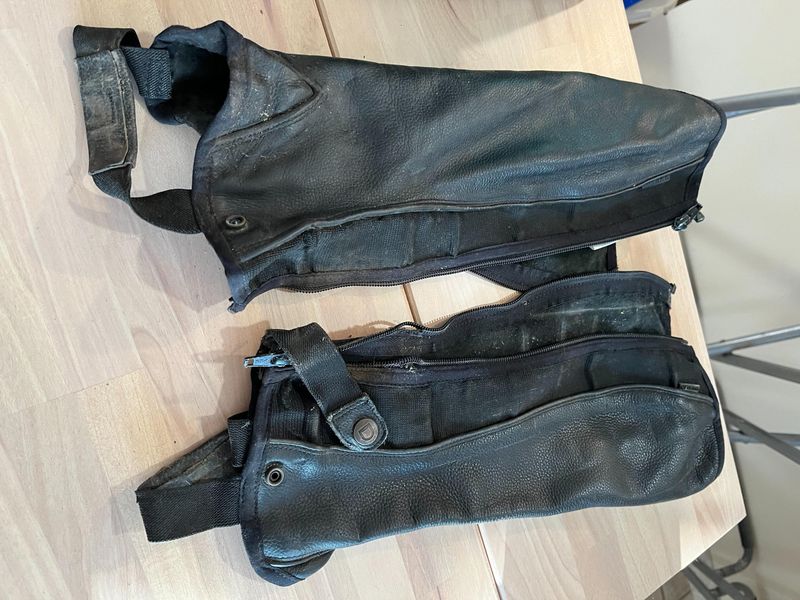 Dublin chaps black leather, brown leather per pair