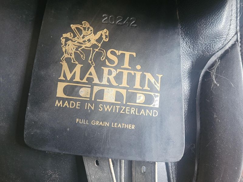 dressage/ show saddle