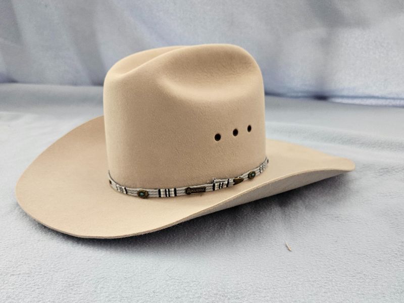 Akubra Bronco Western Hat Quartz Size 56