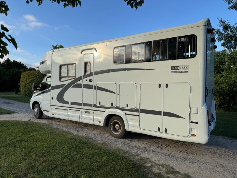 Equi Trek Iveco Evolution 3 horse truck