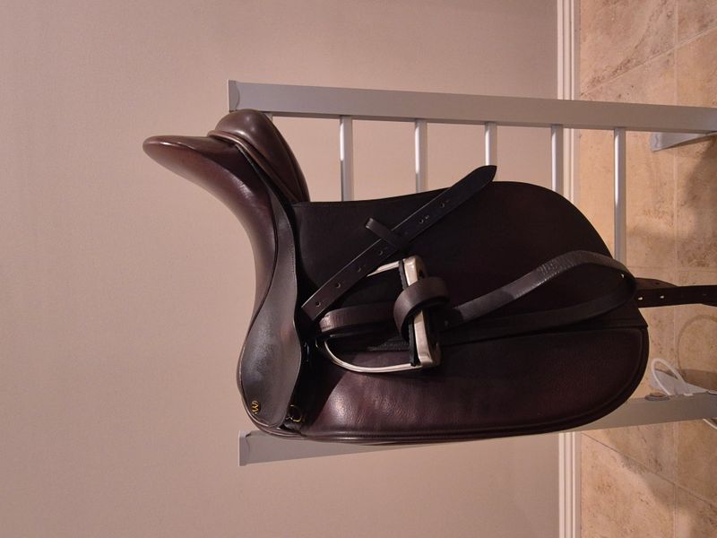 Windsor 16" Saddle - Brown