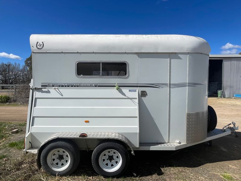 JR Longreach Easy Traveller 2HSL Anti Scramble 200