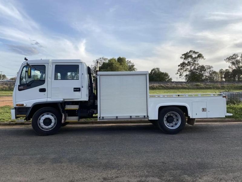 Isuzu Dual Cab Truck