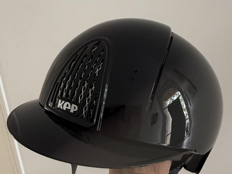 KEP HELMET LIKE NEW