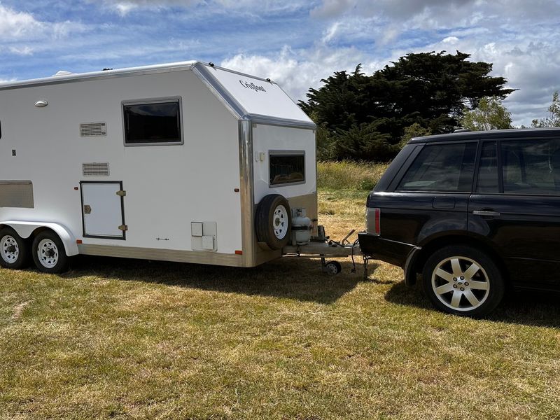 Horse float / camper Crisfloat brand
