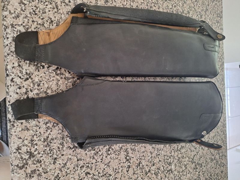 Ariat Crowne Pro Leather Chaps